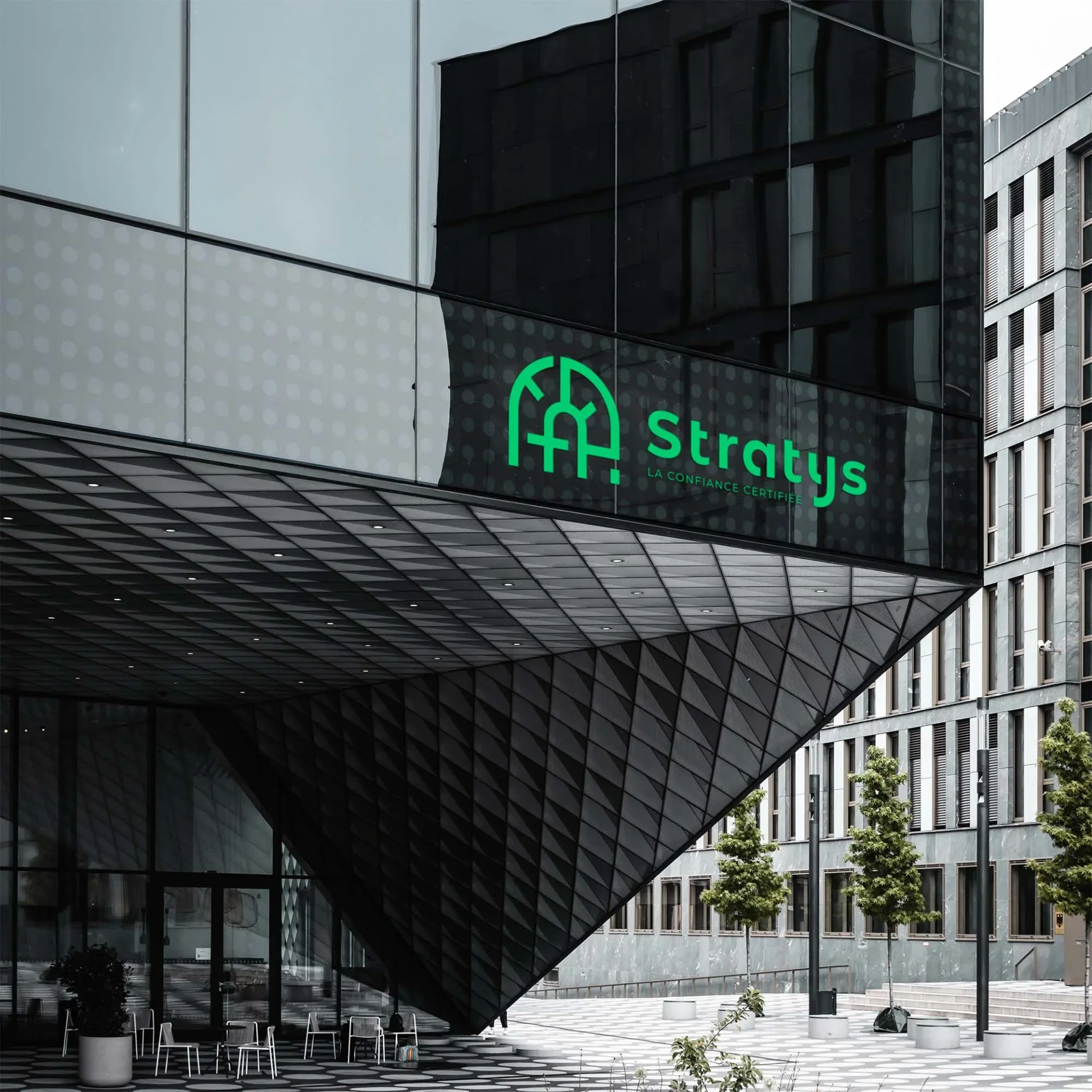 Inkeria-logo-dorure stratys-logo-on-building